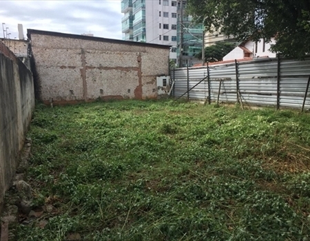 Terreno em Jardim Camburi