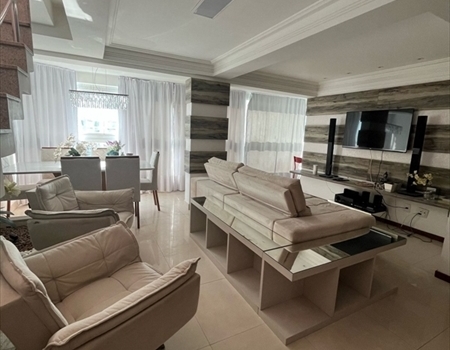  Maravilhosa cobertura duplex  em Jardim Camburi. 