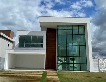 Excelente Casa Duplex com 04 quartos em Alphaville!